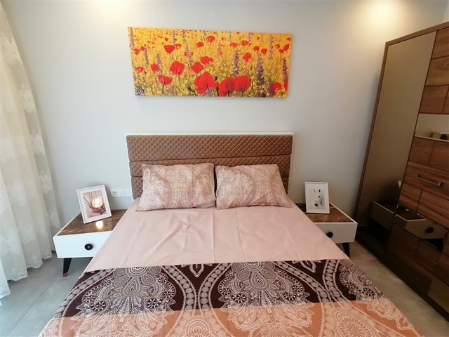 شقة مؤثثة  -من تصميم 1+1 - في مهموتلار / الانيا 