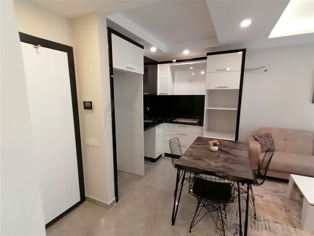 شقة مؤثثة  -من تصميم 1+1 - في مهموتلار / الانيا 