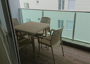 شقة مؤثثة  -من تصميم 1+1 - في مهموتلار / الانيا 