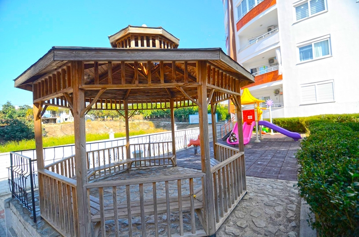 شقة بسعر اقتصادي - غرفة وصالة -في الانيا 