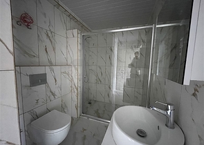 شقة بسعر اقتصادي - غرفة وصالة -في الانيا 