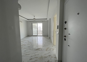 شقة بسعر اقتصادي - غرفة وصالة -في الانيا 