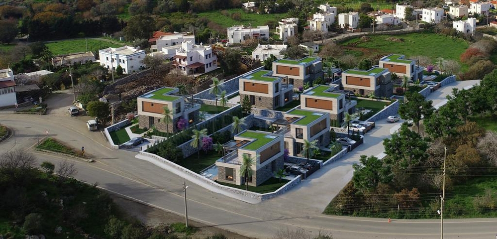 فلل مستقلة فاخرة - ضمن مجمع حديث - في بودروم 