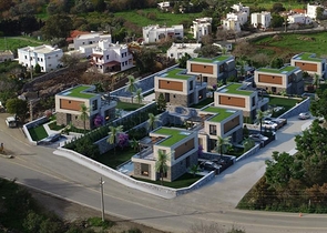 فلل مستقلة فاخرة - ضمن مجمع حديث - في بودروم 