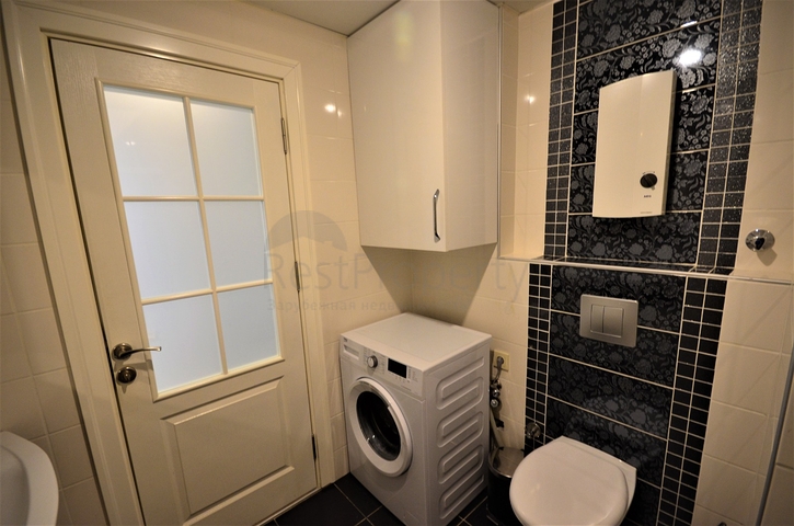 مناسبة للسكن والاستثمار -في موقع مركزي مميز -شقة 1+1 مفروشة -توسمور / الانيا 