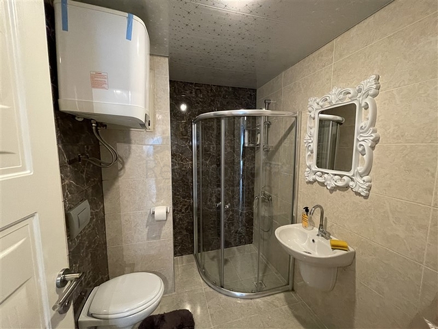 ضمن مجمع سكني -شقة 2 غرفة وصالة مؤثثة - في مهموتلار  / الانيا 