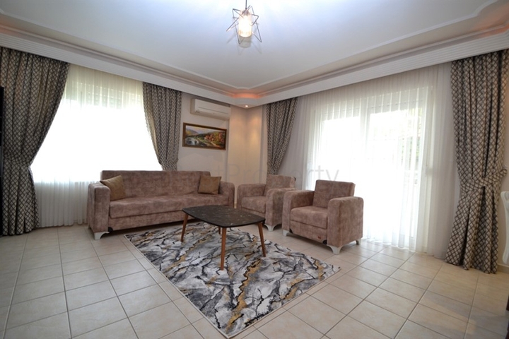 سعر اقتصادي -شقة غرفتين وصالة -مفروشة -في مهموتلار / الانيا 