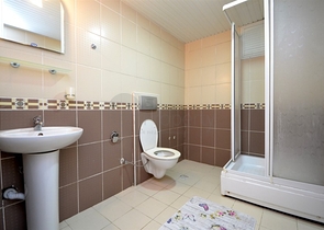 سعر اقتصادي -شقة غرفتين وصالة -مفروشة -في مهموتلار / الانيا 