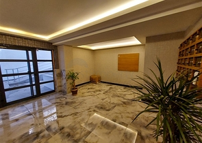 موقع ممتاز - شقة غرفة وصالة - مفروشة -في مركز الانيا 