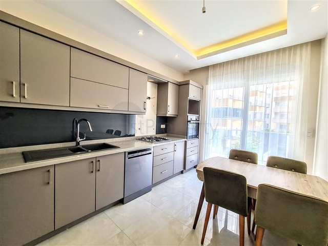 مجمع حديث انيق -شقة 2 غرفة وصالة -مطبخ منفصل -في مهموتلار / الانيا 