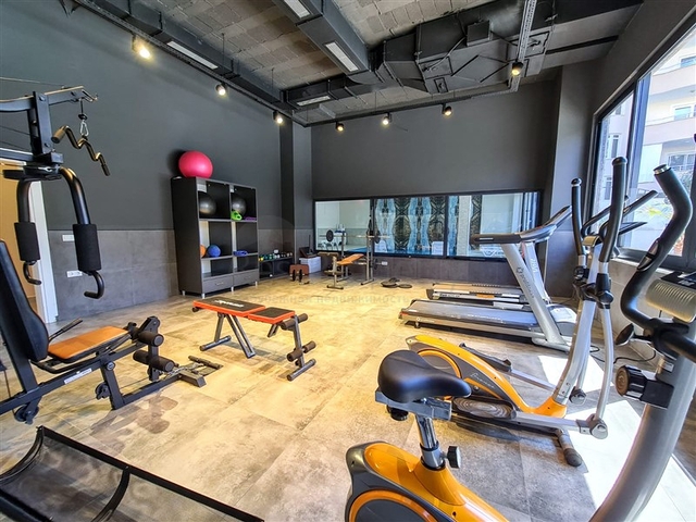 مجمع حديث انيق -شقة 2 غرفة وصالة -مطبخ منفصل -في مهموتلار / الانيا 