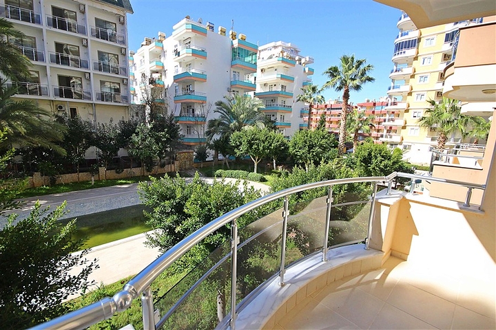 شقة انيق -تصميم 1+2 - في مهموتلار / الانيا 