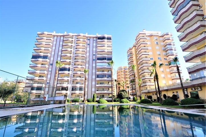 شقة عائلية -تصميم انيق - 3 غرف نوم وصالة -في مهموتلار / الانيا 