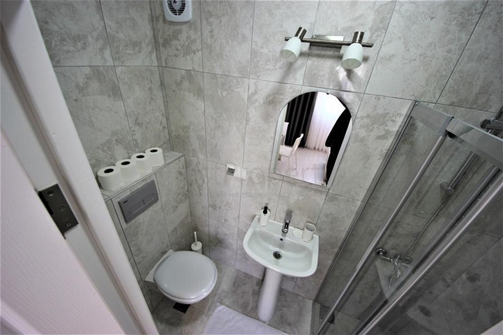 شقة عائلية -تصميم انيق - 3 غرف نوم وصالة -في مهموتلار / الانيا 