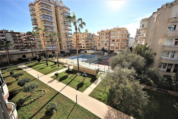 شقة عائلية -تصميم انيق - 3 غرف نوم وصالة -في مهموتلار / الانيا 