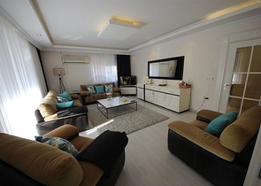 شقة عائلية -تصميم انيق - 3 غرف نوم وصالة -في مهموتلار / الانيا 