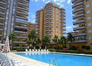 شقة عائلية -تصميم انيق - 3 غرف نوم وصالة -في مهموتلار / الانيا 