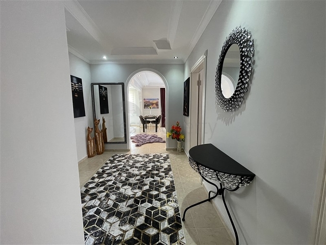 طابق مرتفع -شقة 2 غرفة وصالة - مفروشة -في مهموتلار / الانيا 