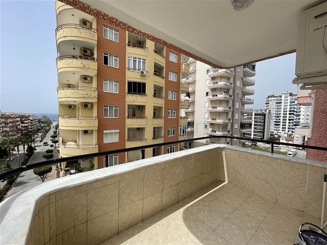 طابق مرتفع -شقة 2 غرفة وصالة - مفروشة -في مهموتلار / الانيا 