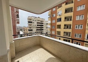 طابق مرتفع -شقة 2 غرفة وصالة - مفروشة -في مهموتلار / الانيا 