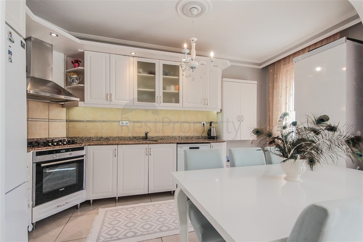 قريب من البحر - شقة 2 غرفة وصالة - مفروشة -في مهموتلار / الانيا 