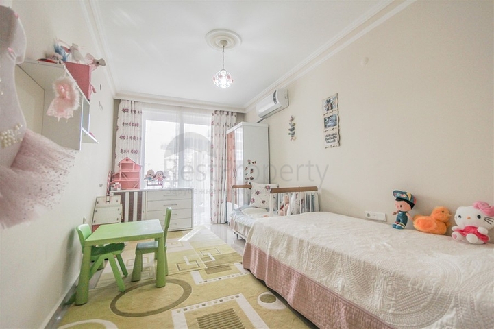 قريب من البحر - شقة 2 غرفة وصالة - مفروشة -في مهموتلار / الانيا 