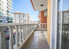 قريب من البحر - شقة 2 غرفة وصالة - مفروشة -في مهموتلار / الانيا 