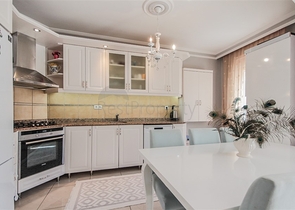 قريب من البحر - شقة 2 غرفة وصالة - مفروشة -في مهموتلار / الانيا 