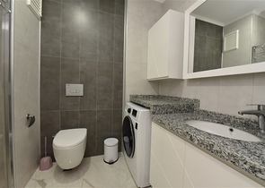 مجمع فاخر -في مركز المدينة -شقة 2 غرفة وصالة -مطبخ منفصل -في مركز الانيا 