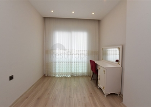 مجمع فاخر -في مركز المدينة -شقة 2 غرفة وصالة -مطبخ منفصل -في مركز الانيا 