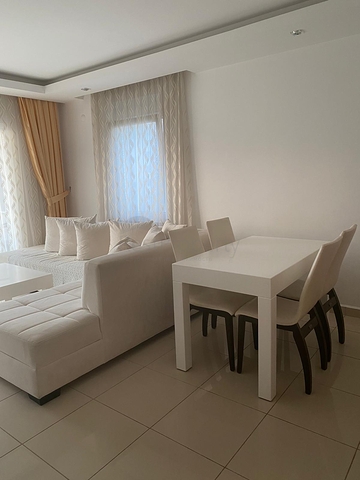 اطلالة بحر - شقة غرفة وصالة -ضمن مجمع فاخر -في كاستل / الانيا 