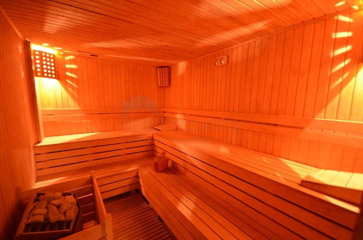 اطلالة بحر - شقة غرفة وصالة -ضمن مجمع فاخر -في كاستل / الانيا 