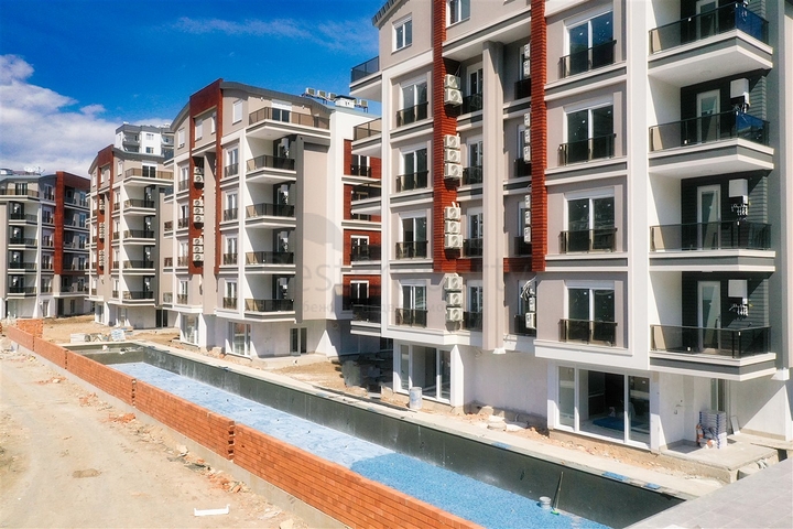 شقة 1 + 1 مطلة على جبال طوروس في منطقة هورما في أنطاليا