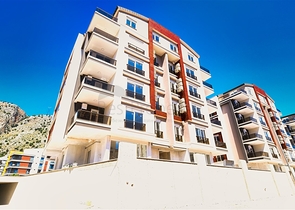 شقة 1 + 1 مطلة على جبال طوروس في منطقة هورما في أنطاليا