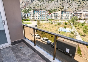 شقة 1 + 1 مطلة على جبال طوروس في منطقة هورما في أنطاليا