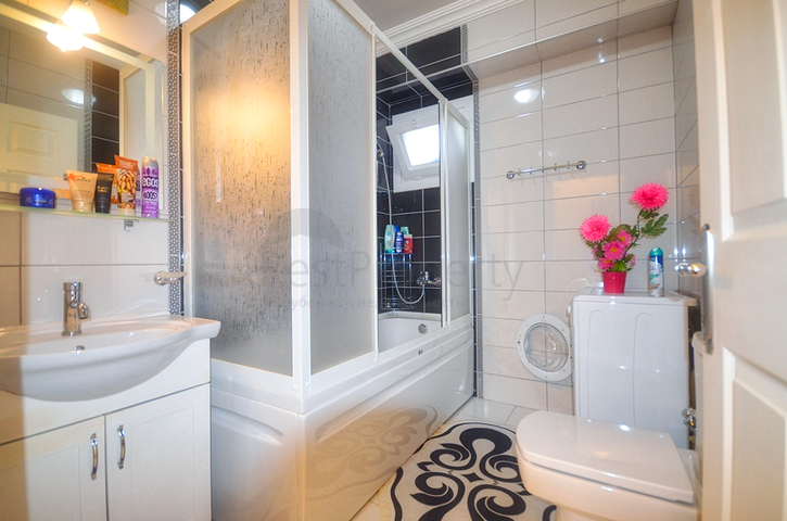 فيلا مستقلة -3 غرف وصالة - في فتهية 