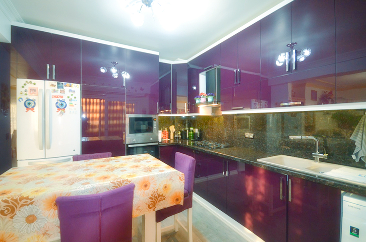 فيلا مستقلة -3 غرف وصالة - في فتهية 