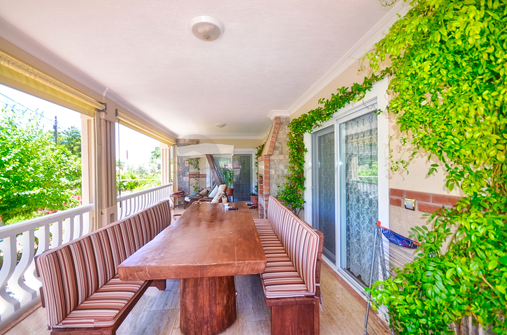 فيلا مستقلة -3 غرف وصالة - في فتهية 