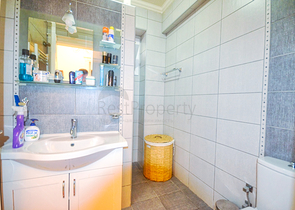 فيلا مستقلة -3 غرف وصالة - في فتهية 