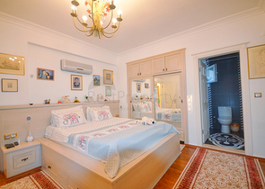 فيلا مستقلة -3 غرف وصالة - في فتهية 