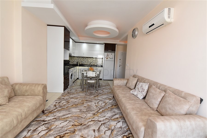 مجمع فاخر -شقة غرفة وصالة -مفروشة -قريبة من البحر - في مهموتلار / الانيا 