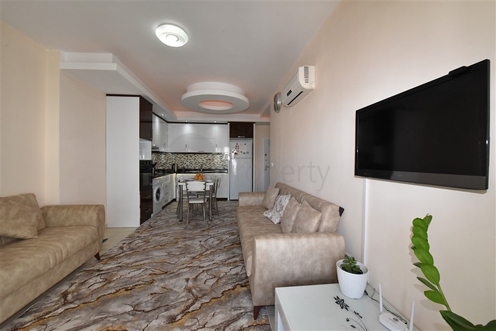 مجمع فاخر -شقة غرفة وصالة -مفروشة -قريبة من البحر - في مهموتلار / الانيا 