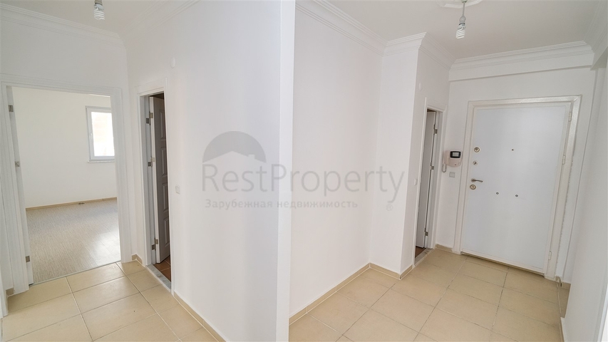 شقة ثانوية 2 + 1 في ليمان 750 م على البحر