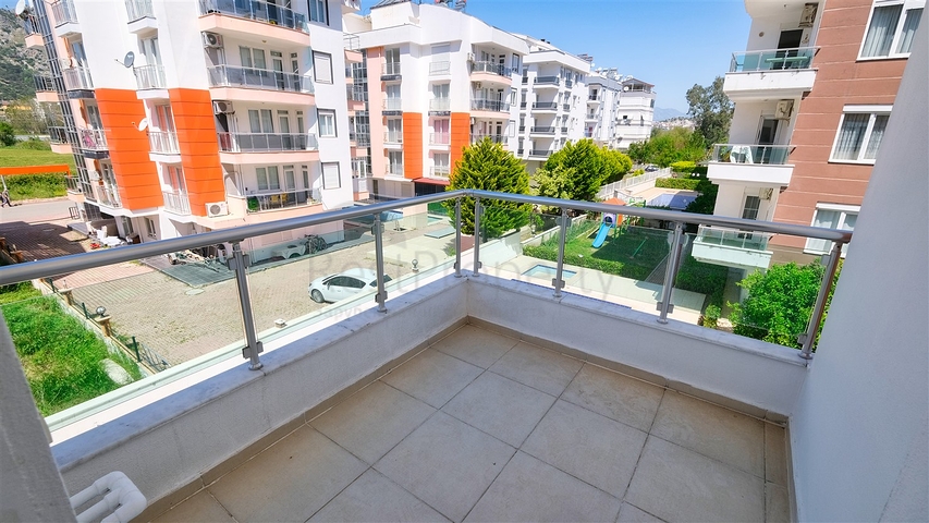 شقة ثانوية 2 + 1 في ليمان 750 م على البحر