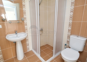 شقة ثانوية 2 + 1 في ليمان 750 م على البحر