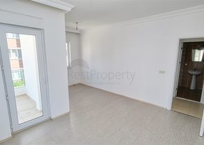 شقة ثانوية 2 + 1 في ليمان 750 م على البحر