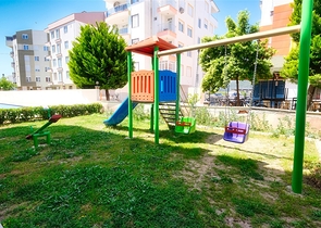 شقة ثانوية 2 + 1 في ليمان 750 م على البحر