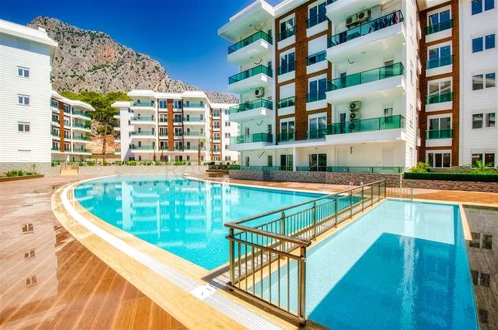 شقة بغرفتي نوم في مجمع جديد في كونيالتي أنطاليا