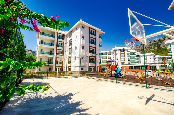 شقة بغرفتي نوم في مجمع جديد في كونيالتي أنطاليا