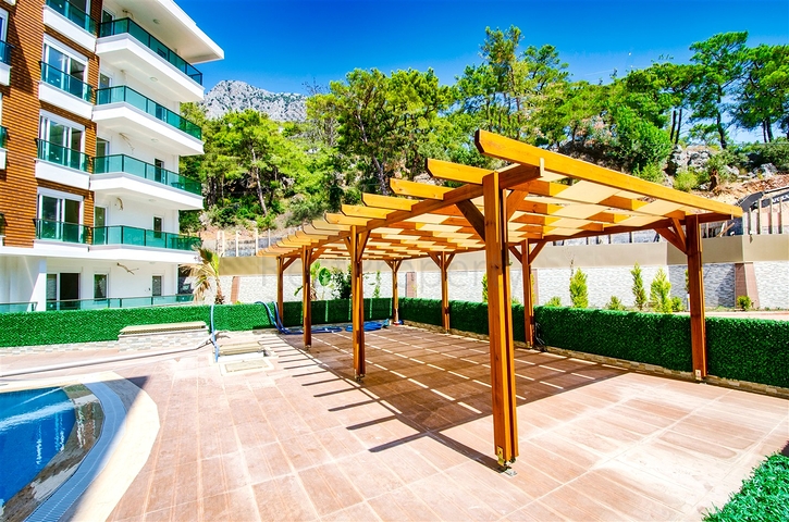 شقة بغرفتي نوم في مجمع جديد في كونيالتي أنطاليا